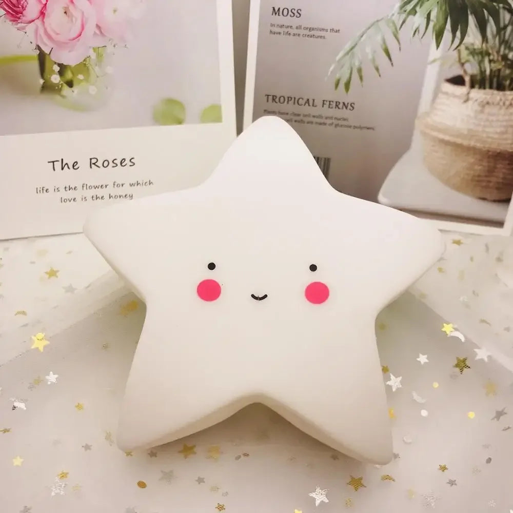 veilleuse bébé étoile dimension moyenne lumière chaude fermée mignonne blanche